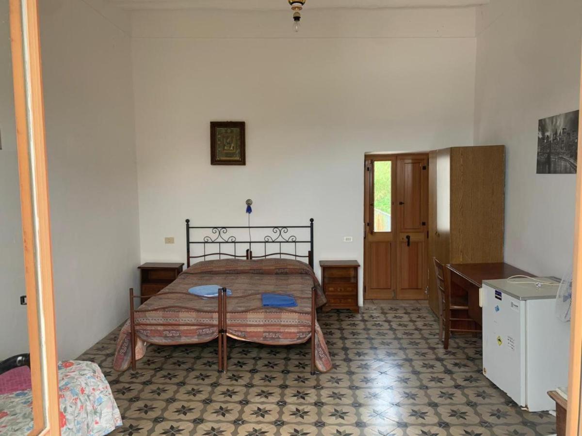 Case La Pergola Stromboli Luaran gambar
