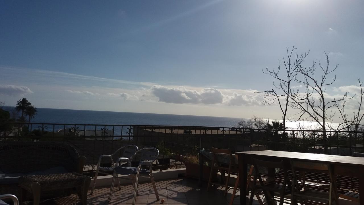 Case La Pergola Stromboli Luaran gambar